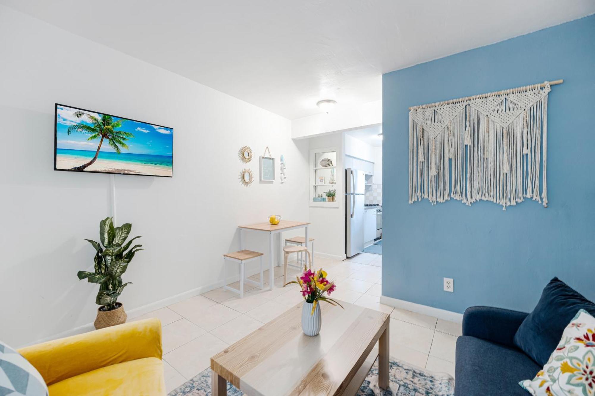 Comfortable 1Br Tropical Escape Near Brickell Apartment